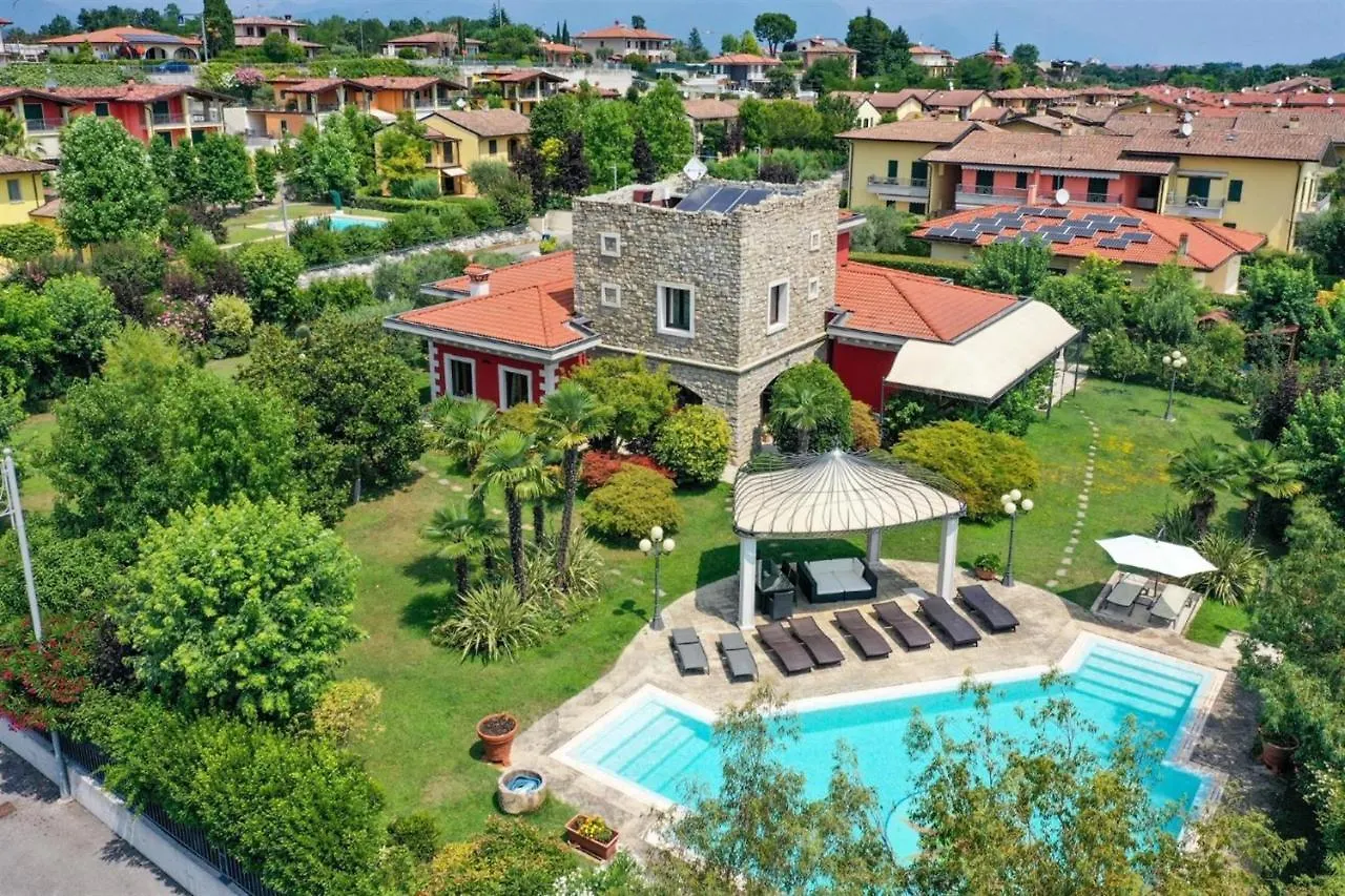 Private Luxury Villa With Pool Moniga del Garda Itália
